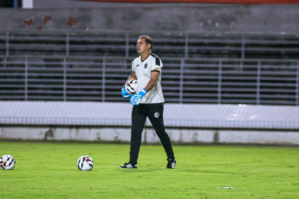 Athletic encara partida contra o Vila Nova com clima de decisão e trata confronto como final