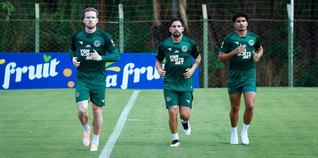 Fora do DM! Goiás recupera trio e ganha opções para a reta final da Série B