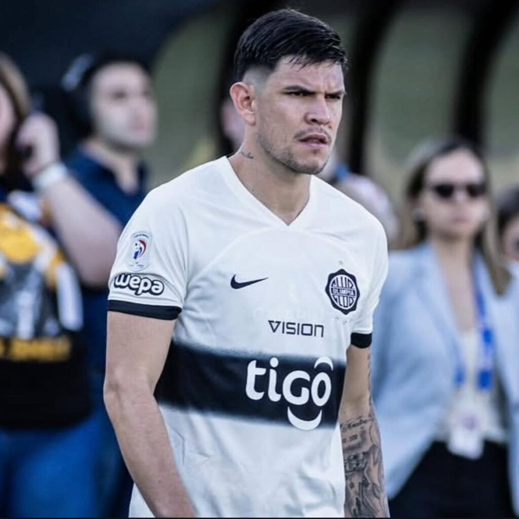 Foto: Reprodução / Novo zagueiro do Atlético