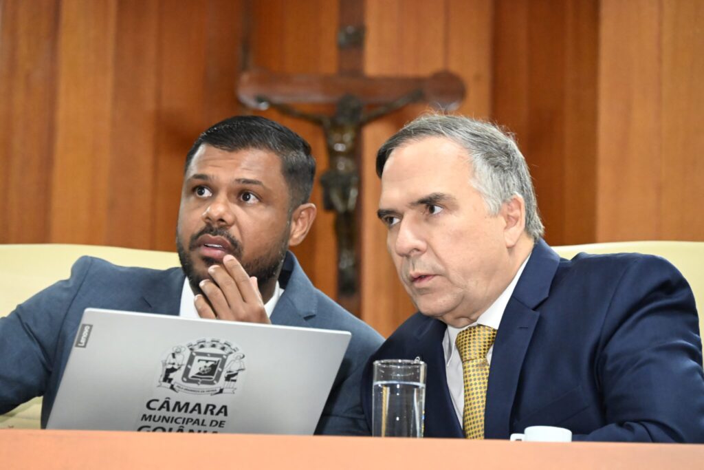 Prefeito de Goiânia, Sandro Mabel (UB) e presidente da Câmara Municipal, Romário Policarpo | Foto: Alex Malheiros