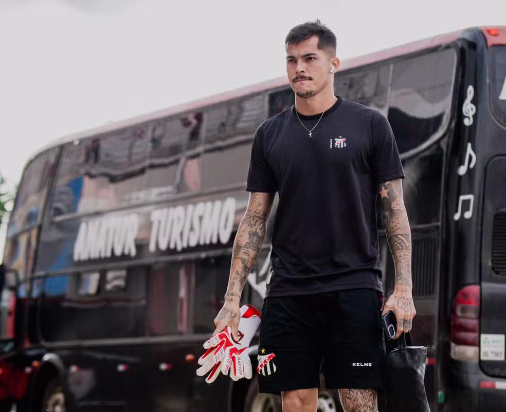 Goleiro Paulo Henrique pode deixar o Anápolis — Foto: Vinícius Canuto / AFC